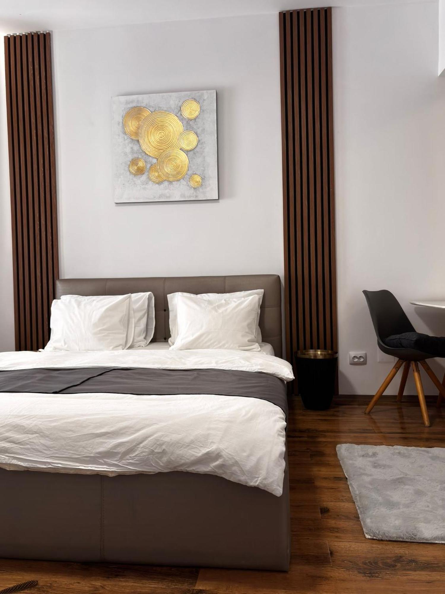 Central Studio Bucharest Bükreş Dış mekan fotoğraf