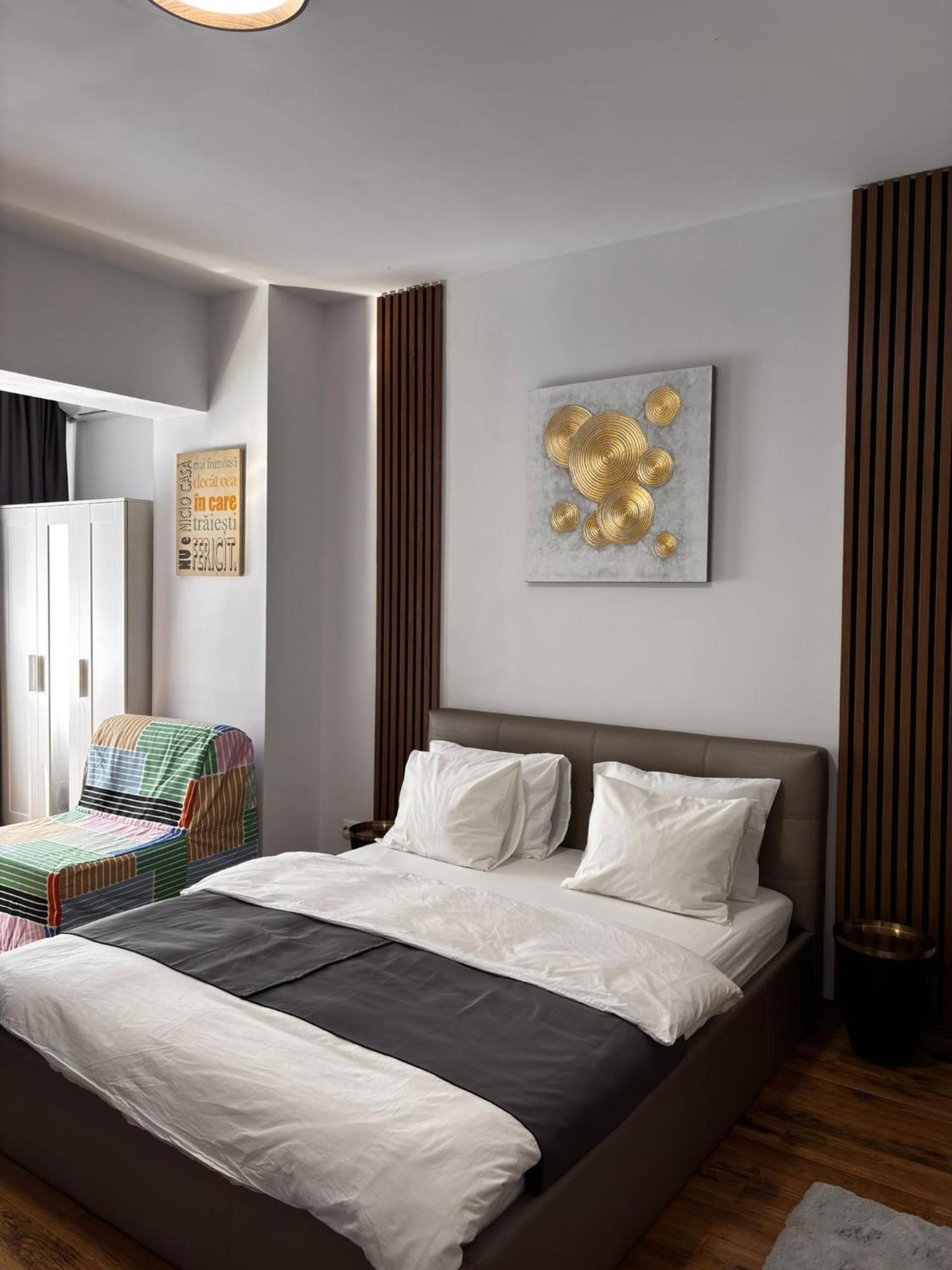 Central Studio Bucharest Bükreş Dış mekan fotoğraf